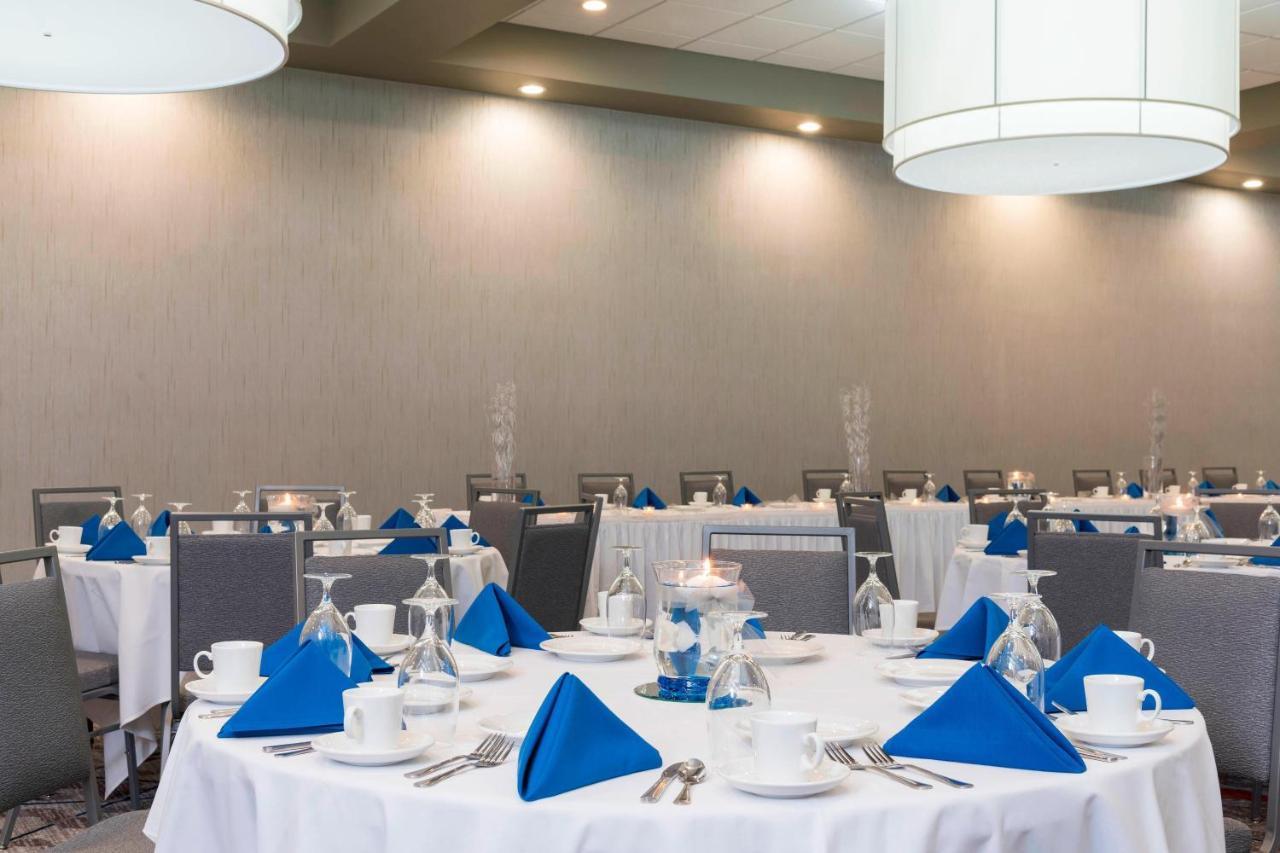 Sonesta Hotel Grand Rapids Airport Kentwood Buitenkant foto