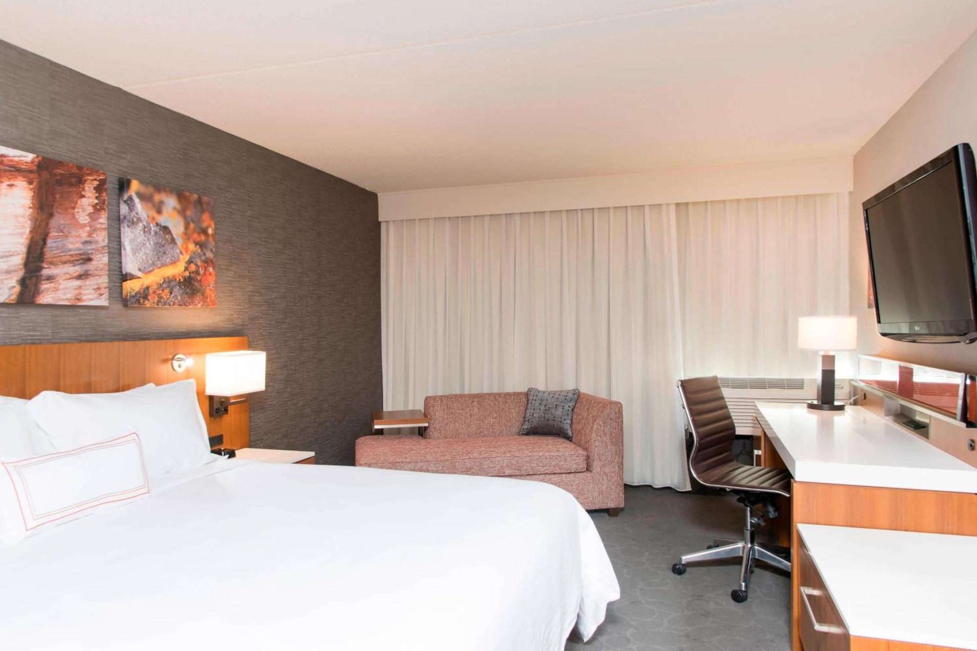Sonesta Hotel Grand Rapids Airport Kentwood Buitenkant foto