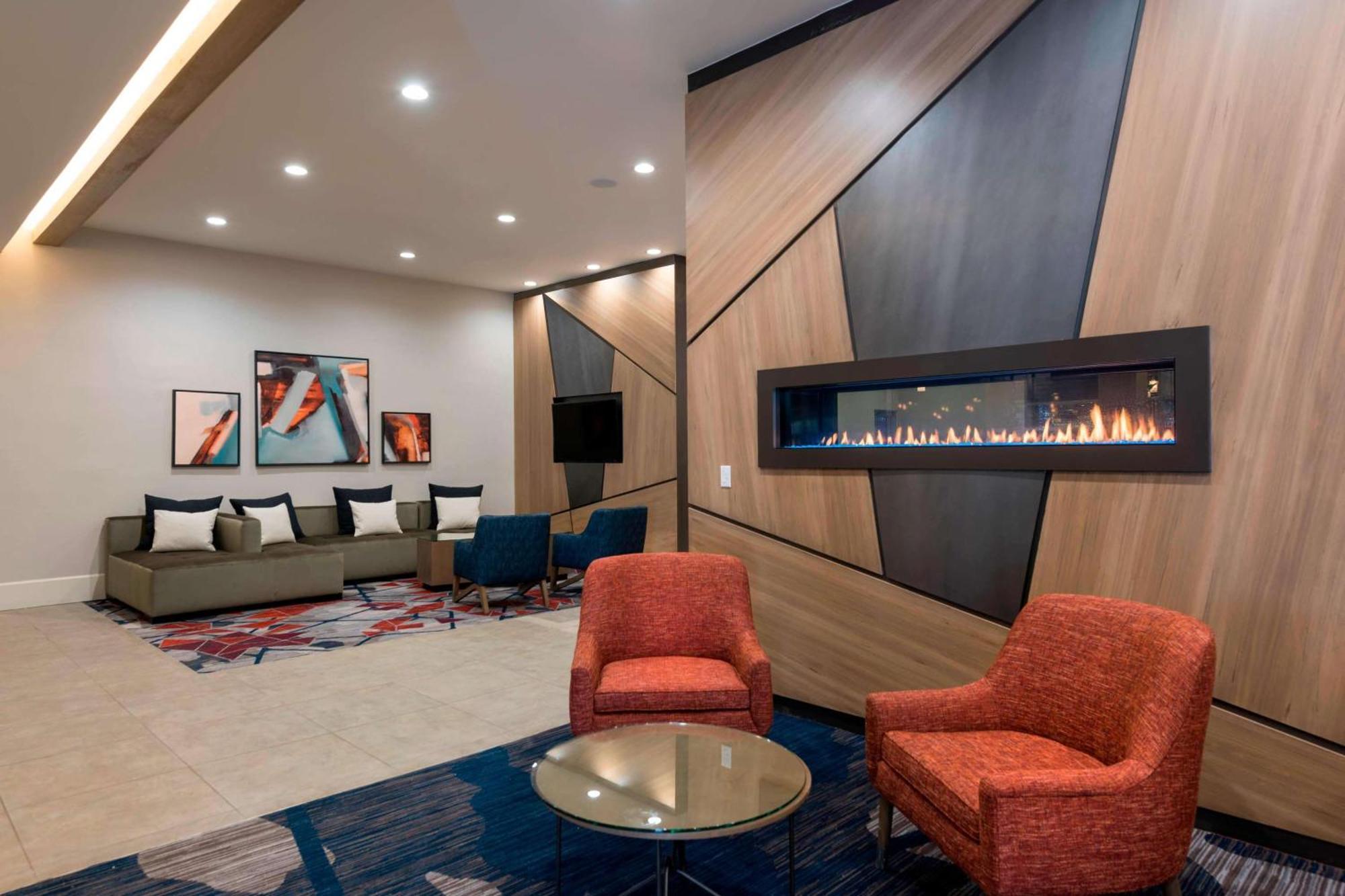 Sonesta Hotel Grand Rapids Airport Kentwood Buitenkant foto