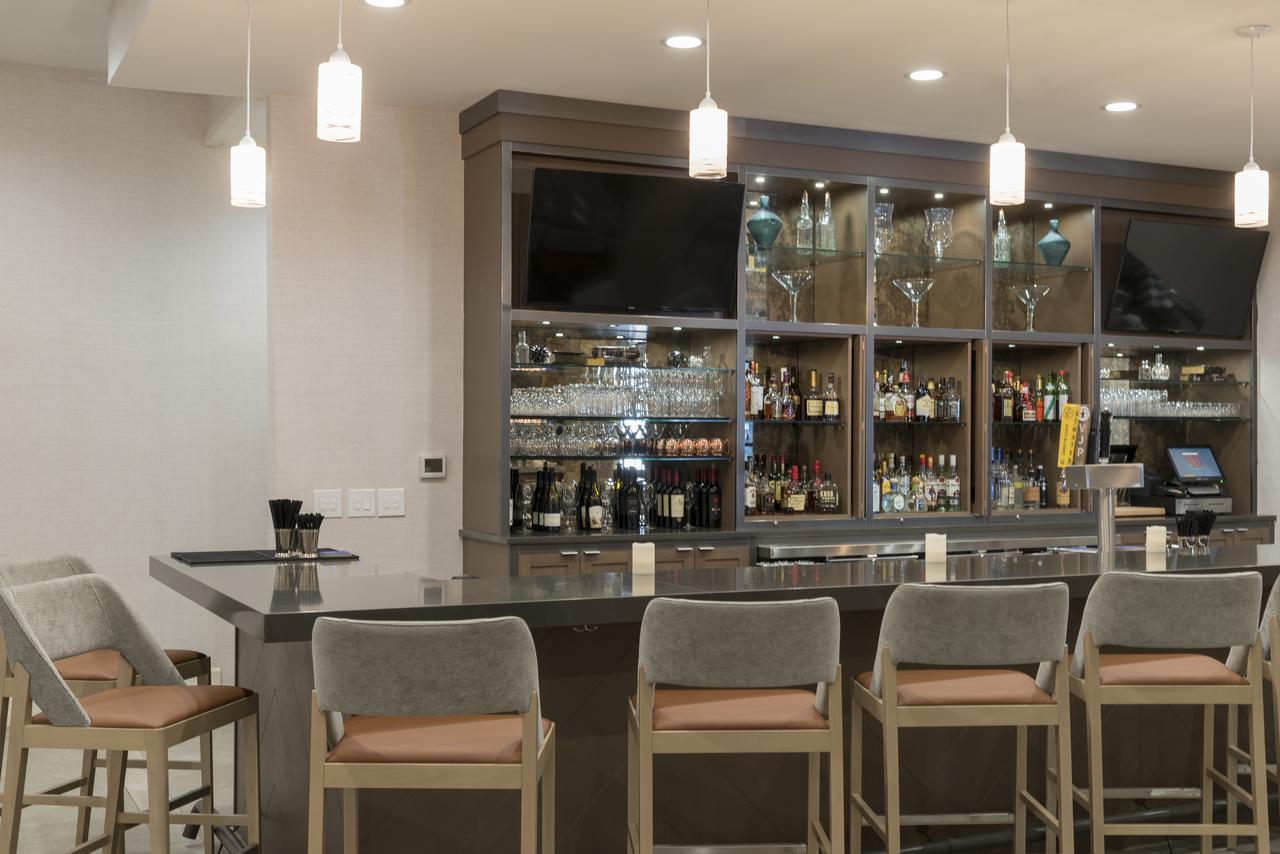 Sonesta Hotel Grand Rapids Airport Kentwood Buitenkant foto